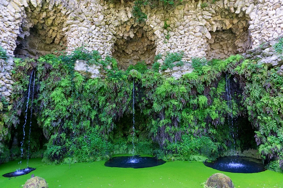 Villa Lante di Bagnaia Grotto